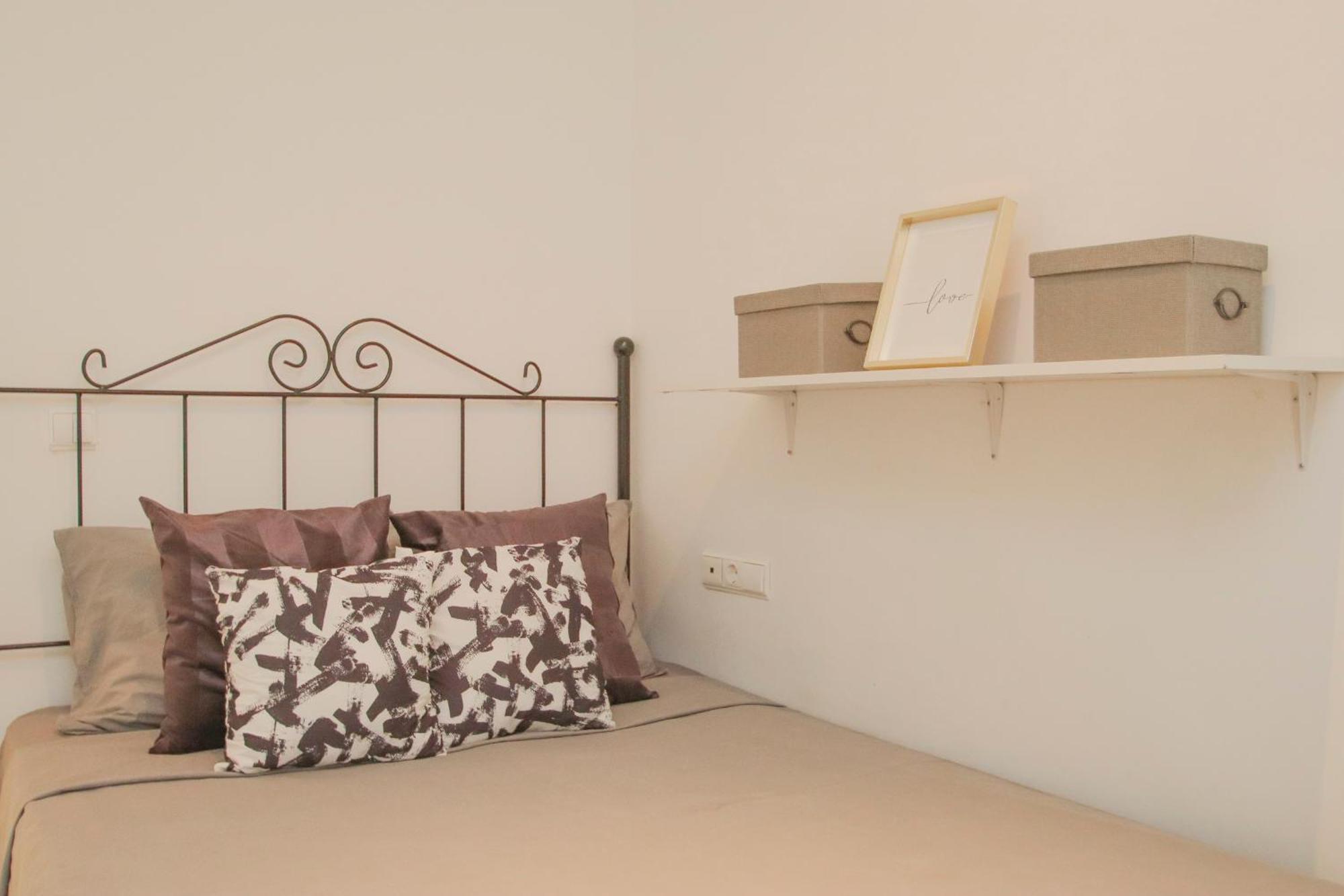 Lovely Apt In The City Center - 15M Walk Giralda เซบีญา ภายนอก รูปภาพ