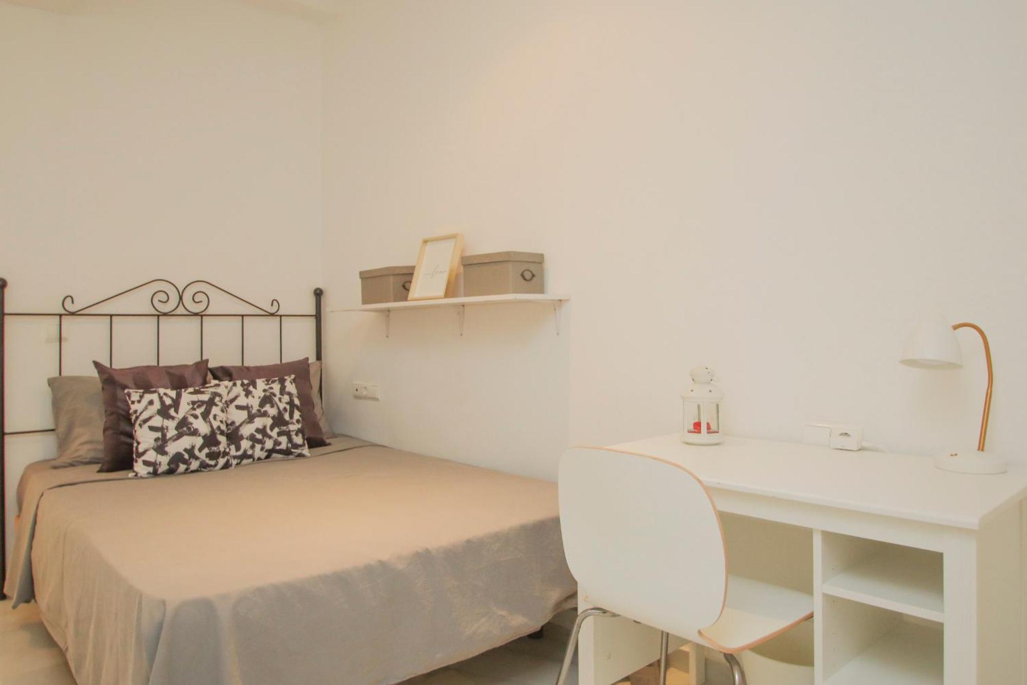 Lovely Apt In The City Center - 15M Walk Giralda เซบีญา ภายนอก รูปภาพ