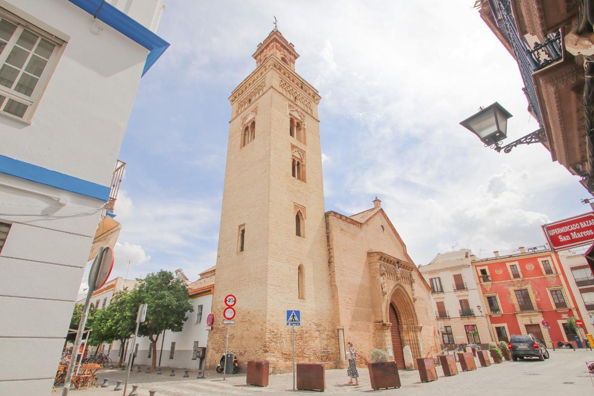 Lovely Apt In The City Center - 15M Walk Giralda เซบีญา ภายนอก รูปภาพ